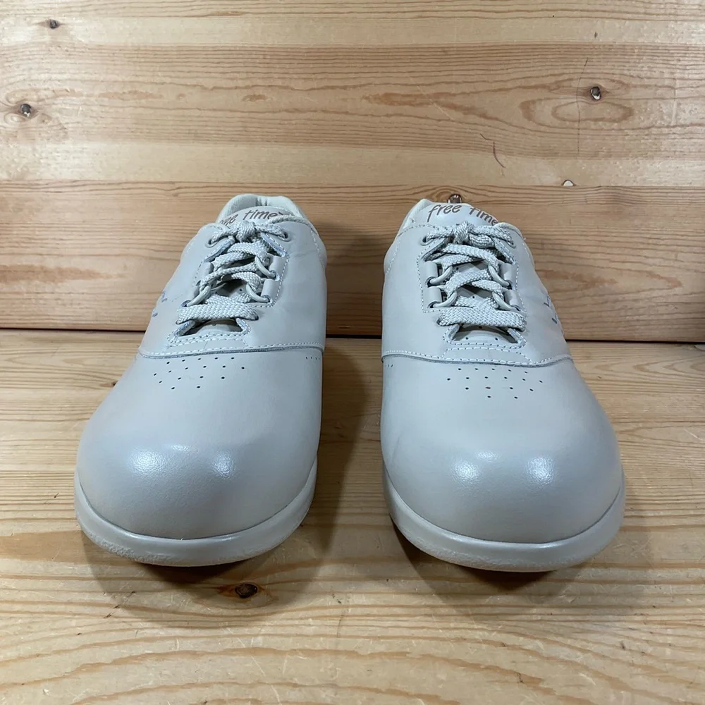 SAS Free Time Tripad Comfort Shoes Women's 10 N NARROW Beige Bone Leather USA